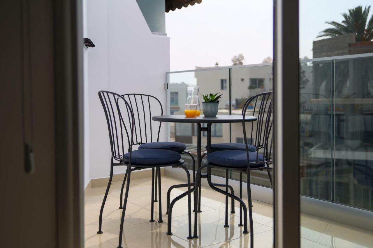 Phaedrus Living: Seaside Luxury Flat Lighthouse 68 Lägenhet Paphos Exteriör bild